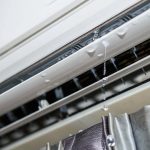 Nie wylewaj wody z klimatyzatora: możesz ją wykorzystać w domu, aby uzyskać przydatne korzyści