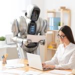 Przyszłość rynku pracy. 7 kierunków studiów związanych z AI, które zyskają na popularności przed 2030 r.