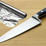 Jak przywrócić ostrość noży za pomocą folii aluminiowej: niezawodna sztuczka