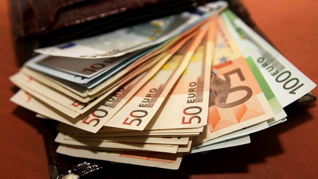 Co oznacza porządkowanie banknotów od najmniejszych do największych według psychologii